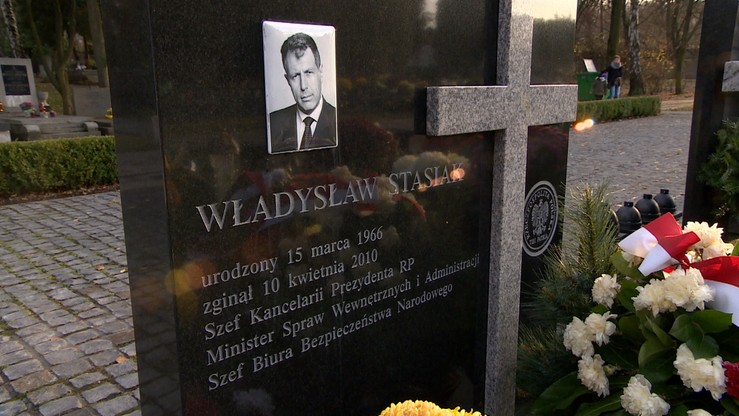 Z grobu W. Stasiaka ekshumowano 33. ofiarę katastrofy smoleńskiej