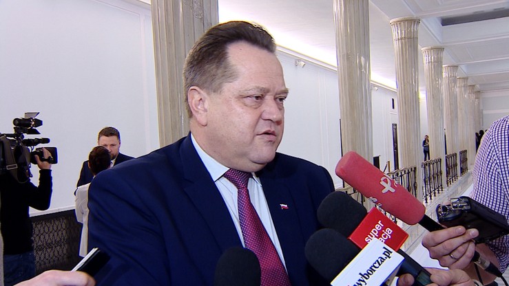 "Wykluczono pewne ewentualności. Wszystko musi być zbadane". Zieliński ws. Smoleńska