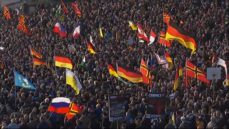 "Merkel musi odejść". Wielka antyimigrancka manifestacja w Dreźnie