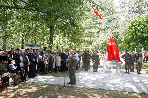 Odsłonięcie pomnika "Inki" na Podlasiu