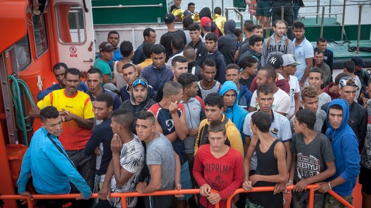 "Ratowanie na morzu nie powinno być biletem do Europy". Szef austriackiego MSZ o migrantach