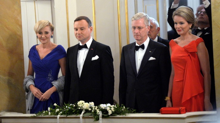 Prezydent Duda podjął króla i królową winem za 12 euro
