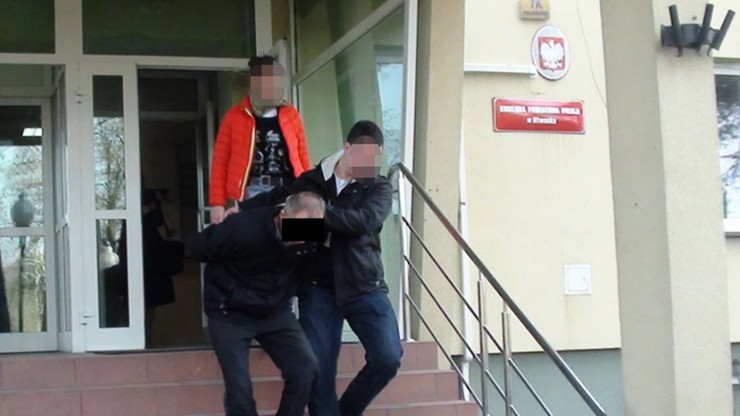 Masakra piłą mechaniczną. Odpowie za atak na ojca