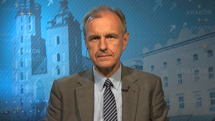Klich: podejmowanie i komunikowanie w tej chwili decyzji o udziale Polski w koalicji przeciw ISIS może nas drogo kosztować