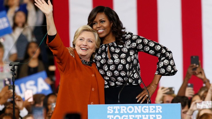 Clinton chce od FBI więcej informacji o śledztwie ws. maili