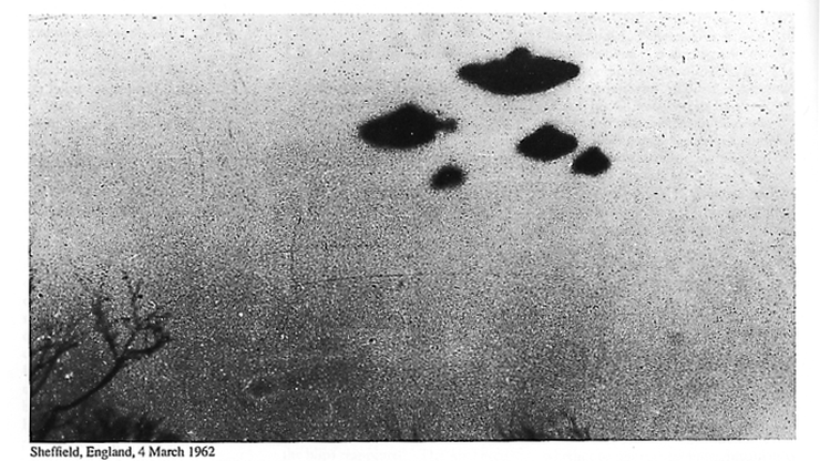 CIA pokazuje swoje "archiwum X". Odtajnione materiały trafiły do sieci