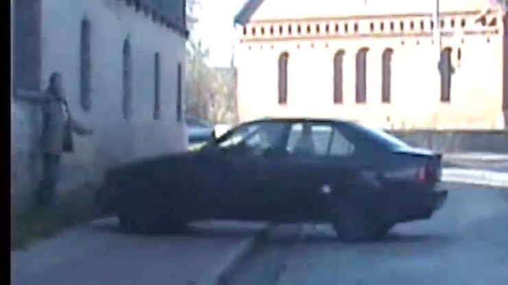 Ostro testował samochód: o mało nie przejechał pieszego