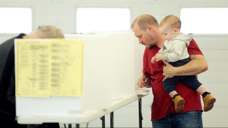 USA: 75 proc. wyborców za liderem, który "odzyska kraj z rąk bogatych"