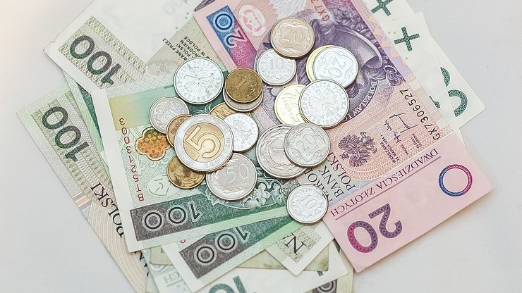 Sondaż: pracodawcy wolą podnieść wynagrodzenia, niż zwiększyć zatrudnienie