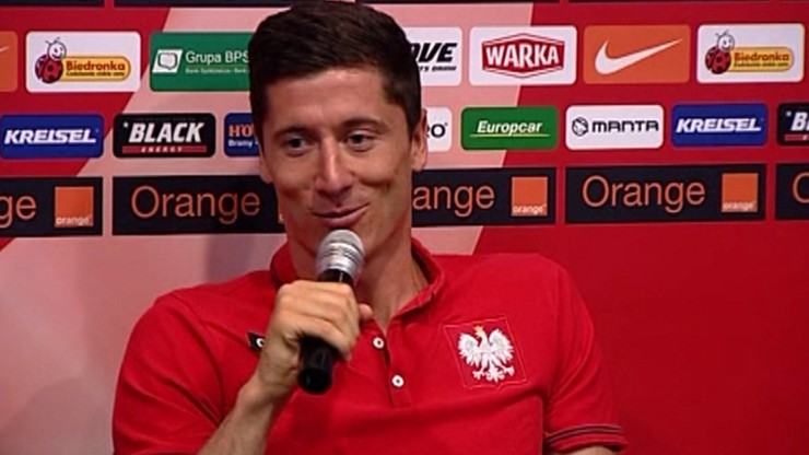 Robert Lewandowski piątym najlepszym piłkarzem w 2015 roku według "The Guardian"