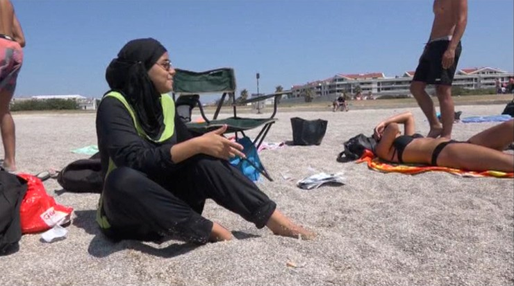 "Plaże powinny być wolne od roszczeń religijnych". Francuski premier popiera lokalne zakazy burkini
