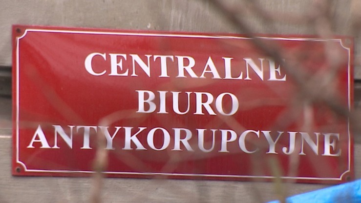 CBA zatrzymało trzy osoby ws. wyłudzeń VAT na ok. 5 mln zł