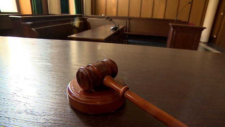 Łódź: rozpoczął się proces ws. wyłudzenia od 85-latka ponad 800 tys. zł
