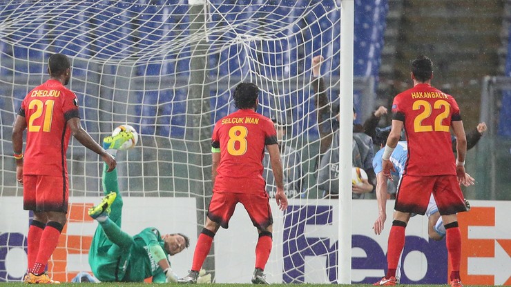 UEFA: Galatasaray wyrzucony na rok z rozgrywek