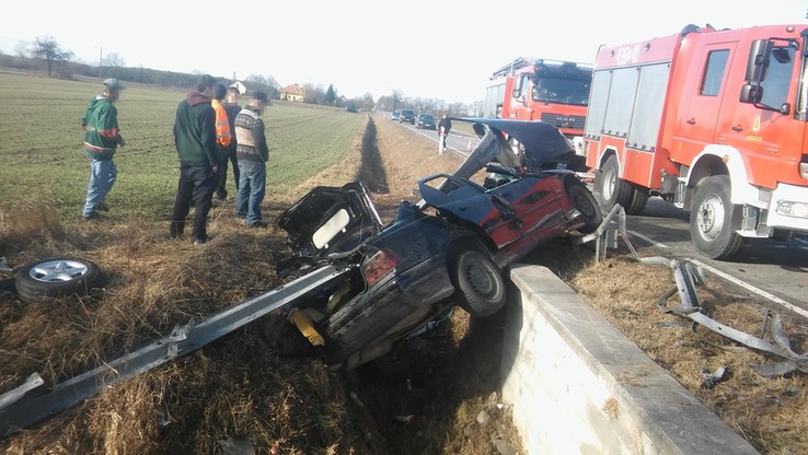 Borki. Nabili się na barierę energochłonną
