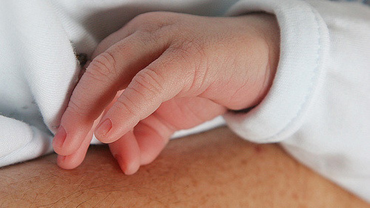 13-latka urodziła dziecko. Ojcem ma być 20-latek