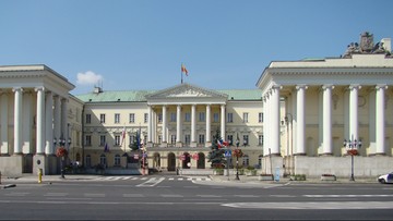 04-12-2017 11:20 Trzech warszawskich urzędników zatrzymanych ws. reprywatyzacji. "Przez lata przyjmowali wysokie łapówki"