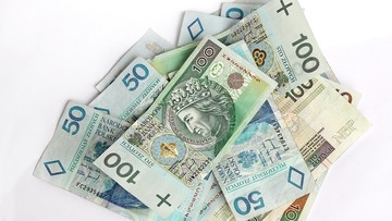 22-06-2017 10:33 "FT": po reformach podatkowych Polska ogranicza plany emisji długu