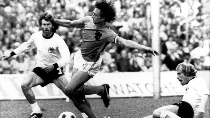 Johann Cruyff nie żyje. Przegrał walkę z rakiem