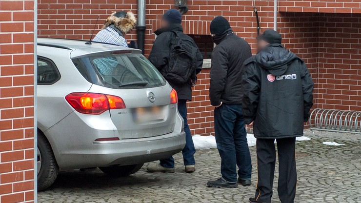 Przesłuchanie trzech zatrzymanych w śledztwie dotyczącym reprywatyzacji