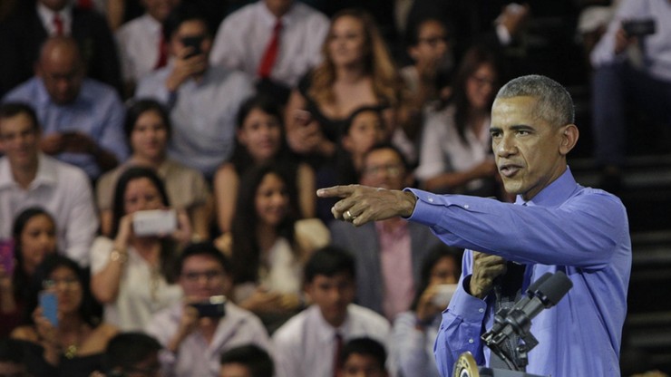 Obama broni Trumpa i przestrzega przed pospiesznym osądem
