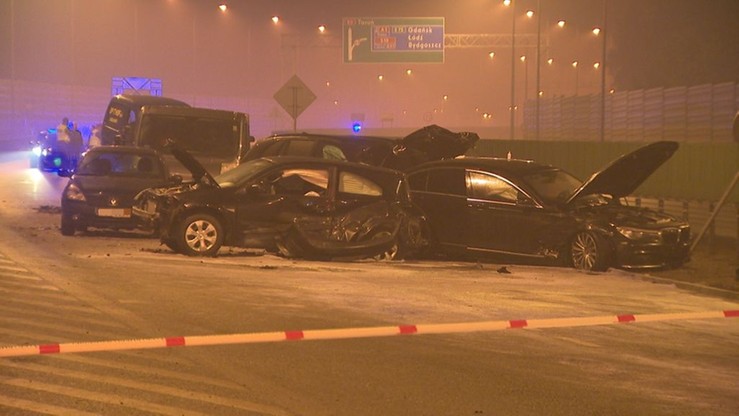 Wypadek Macierewicza. Prokuratura nie wszczęła śledztwa ws. przekroczenia uprawnień przez szefa MON