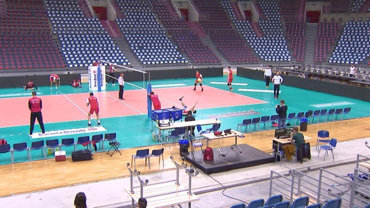 Asseco Resovia prosi kibiców o nienoszenie barw w Krakowie. Powód? Można ich pomylić z Cracovią