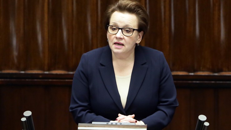 Zalewska: gdzie była obecna opozycja, gdy do I klasy szkoły podstawowej szedł podwójny rocznik