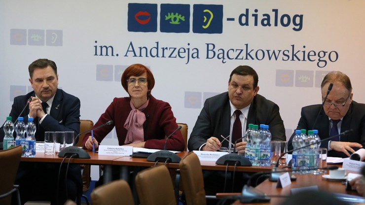 Podatek od handlu. Nie ma opinii Rady Dialogu Społecznego