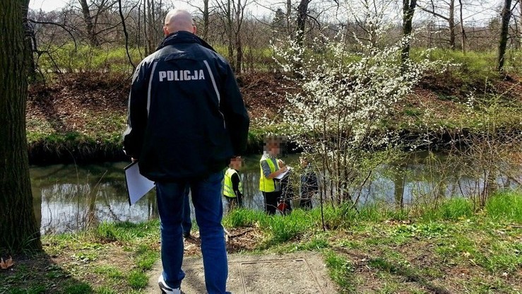 Zwłoki starszego mężczyzny w walizce. Makabryczne odkrycie w Gliwicach