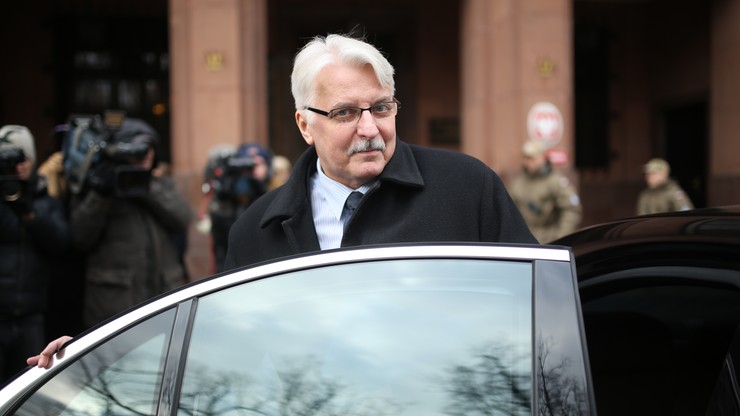 Waszczykowski: trzeba rozważyć pomoc Macedonii w ochronie granic