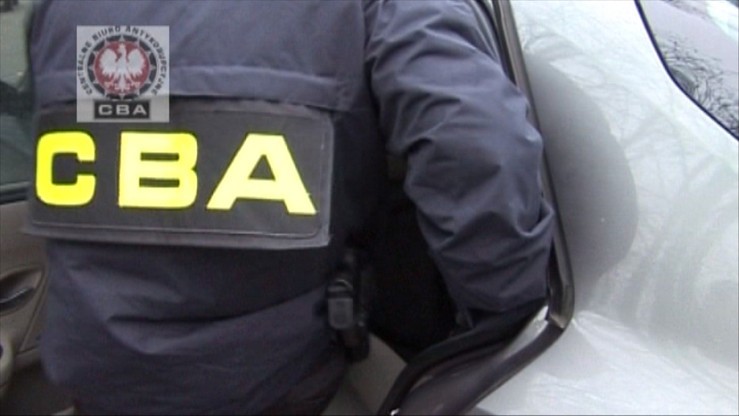 Zatrzymania CBA ws. wyłudzania unijnych dotacji. Dwie osoby trafiły do aresztu