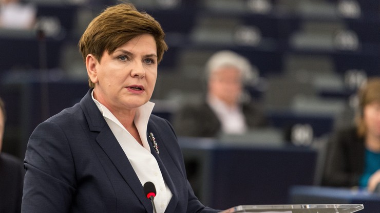 Premier Szydło w PE: nowy rząd podejmuje decyzje zgodnie z prawem, szanując konstytucję, ustawy, traktaty europejskie
