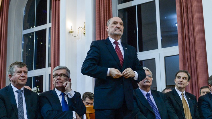 Macierewicz: po Smoleńsku Polska jest pierwszą ofiarą terroryzmu na świecie