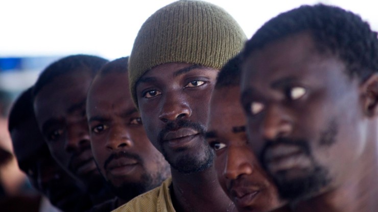 150 mln euro do wzięcia. Włoski rząd zachęca do przyjmowania migrantów