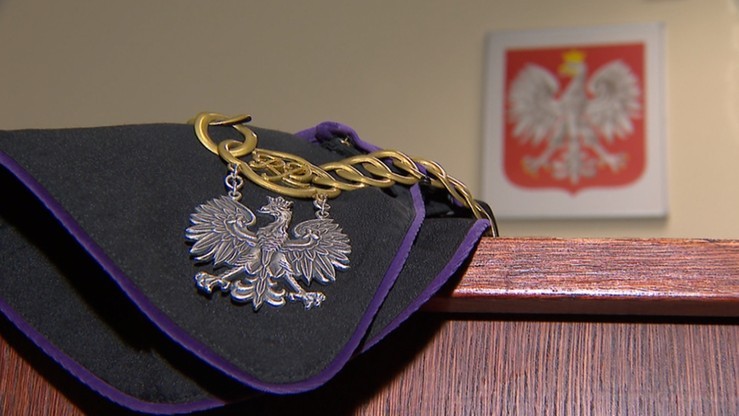 Projekt PiS zmian w ustawie o ustroju sądów zdjęty z porządku obrad Sejmu