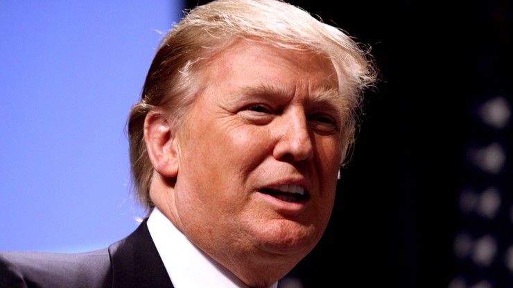 Trump w kościele afroamerykańskim: chcę, by Ameryka była bogata dla wszystkich