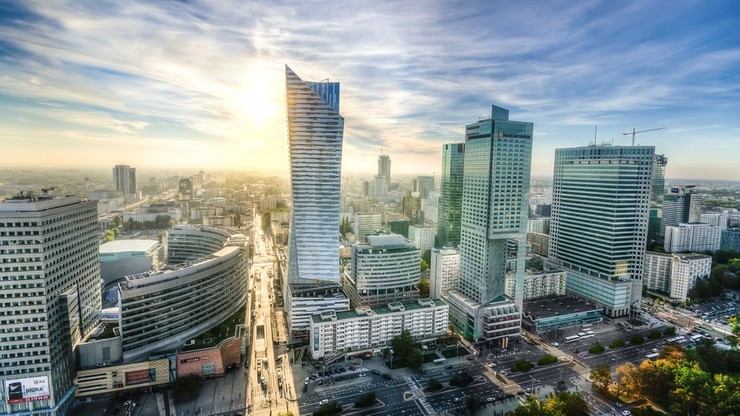 PiS Warszawę widzi ogromną. Dodatkowe 32 gminy do stolicy