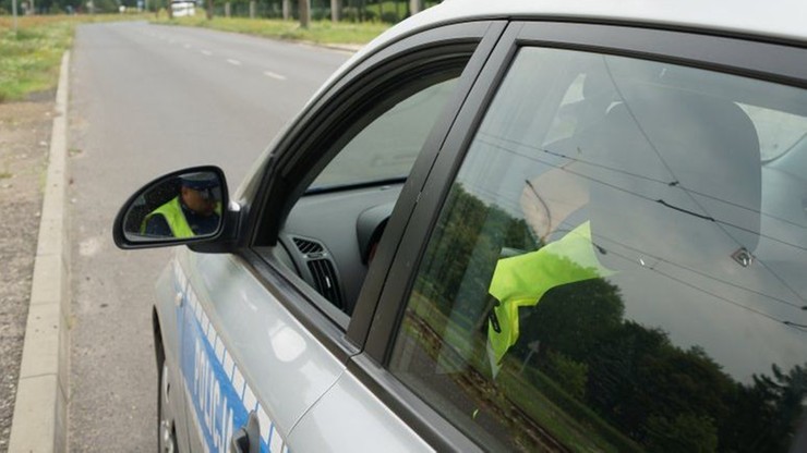 Wydawało mu się, że zgubił skuter. Policjantom wydawało się, że jest pijany. To oni mieli rację