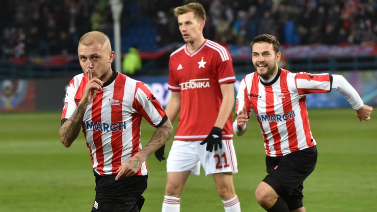 Cracovia króluje pod Wawelem