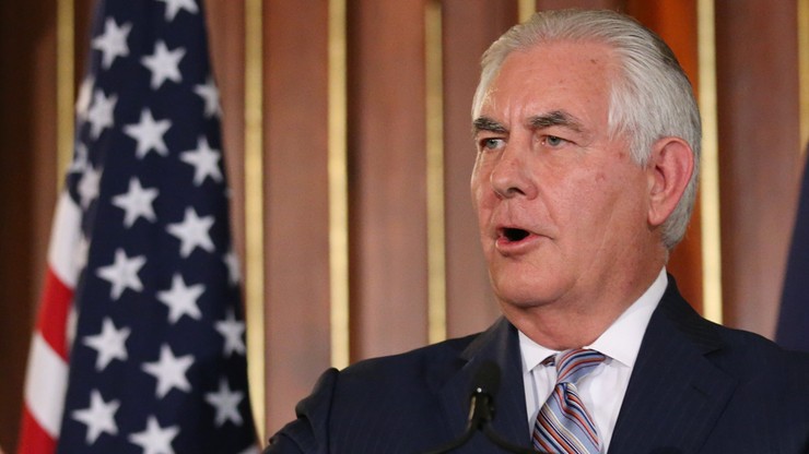 Tillerson: Trump zwrócił się do mnie o odbudowę stosunków z Rosją
