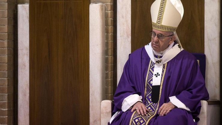 Papież spowiadał wiernych w Watykanie