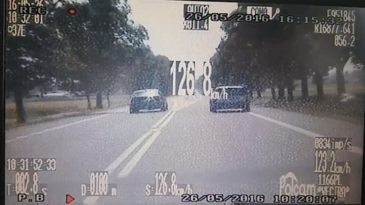 Jechał 170 km/h i wyprzedzał na podwójnej ciągłej - "bo żona urodziła"