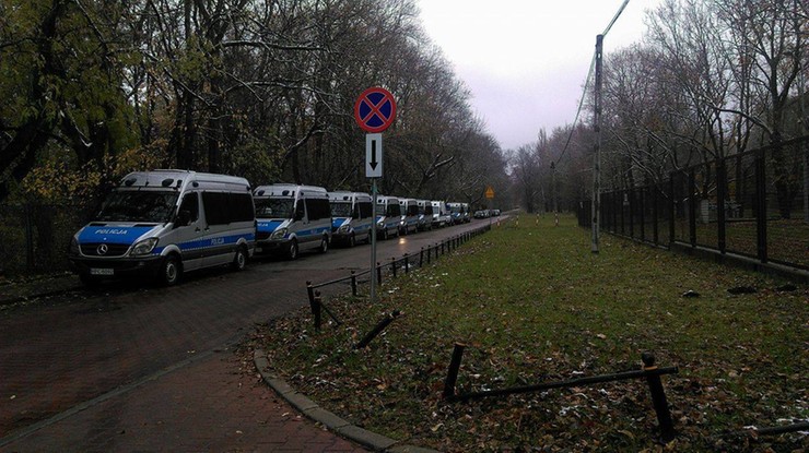 Warszawska policja przygotowana na Marsz Niepodległości. Siły w Parku Skaryszewskim