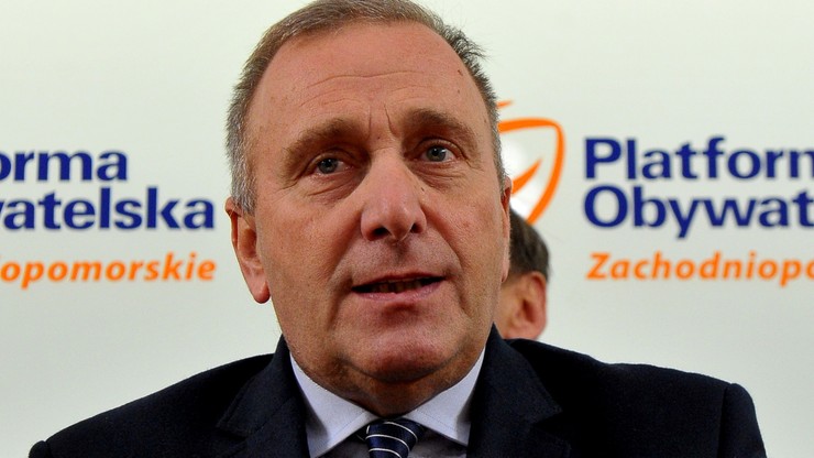 Schetyna: premier lub szef PiS powinni wyeliminować Macierewicza