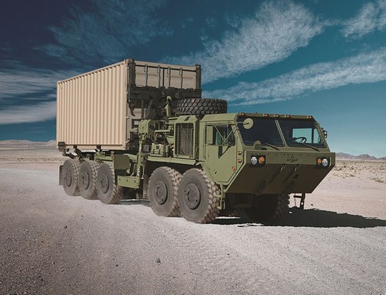 Ciężki ciężarowy samochód taktyczny HEMTT (Heavy Expanded Mobility Tactical Truck) produkowany przez amerykańską firmę Oshkosh Corporation.