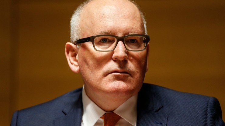 "Fundamentalne zagrożenie dla państwa prawa" - Timmermans o Polsce