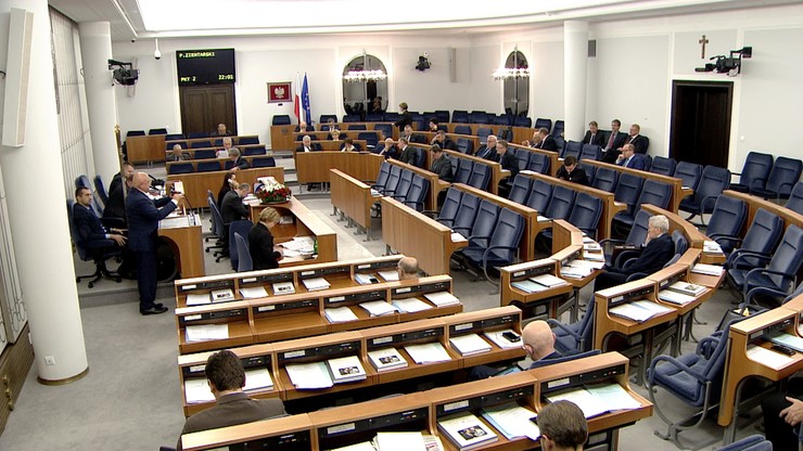 "Kolejne zagmatwanie skomplikowanego systemu". Opozycja o poprawce ws. kwoty wolnej od podatku