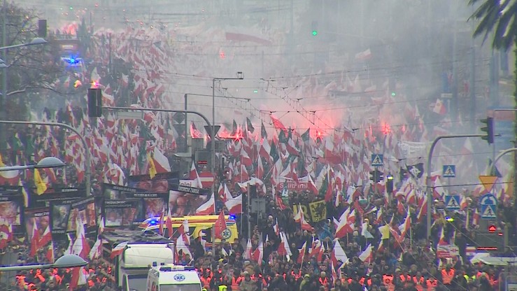Umorzono śledztwo ws. spalenia flagi w Święto Niepodległości