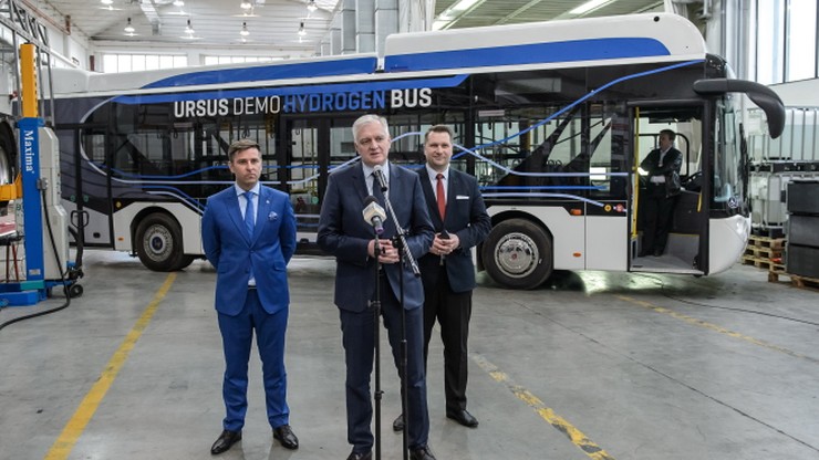 Gowin: w ciągu 2-3 lat setki autobusów elektrycznych